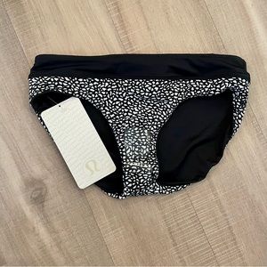 Lululemon Tidal Flow Full Bottom Bikini Size 4
